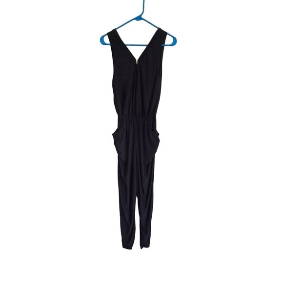 Forever 21 Women's Sleeveless Romper Black Color Size S V-Neck Front & Back Zip - Picture 7 of 12